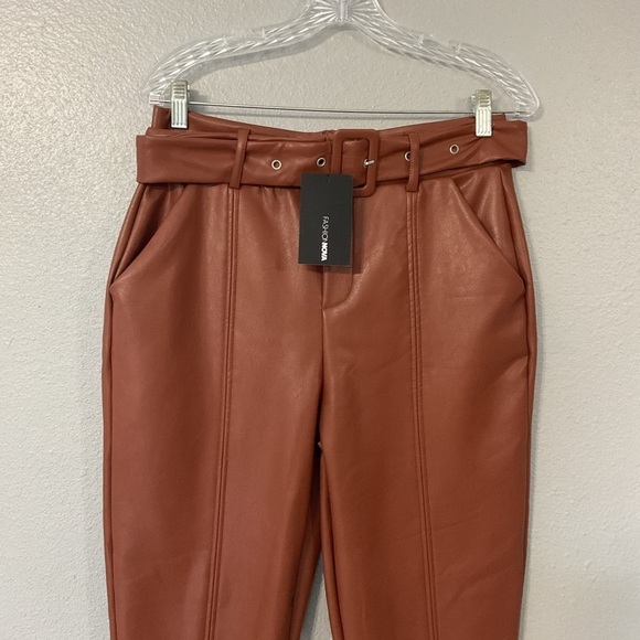 Fashionnova Blondie Belted Faux eather Pants - Chestnut Medium new with tags - Picture 3 of 12